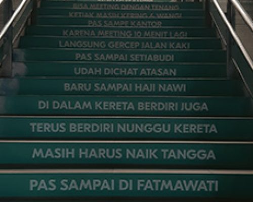 tangga stasiun MRT fatmawati
